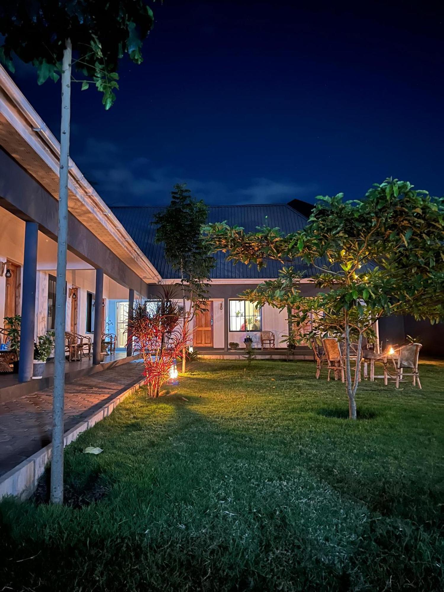 Hakuna Woga Inn Arusha Exterior foto